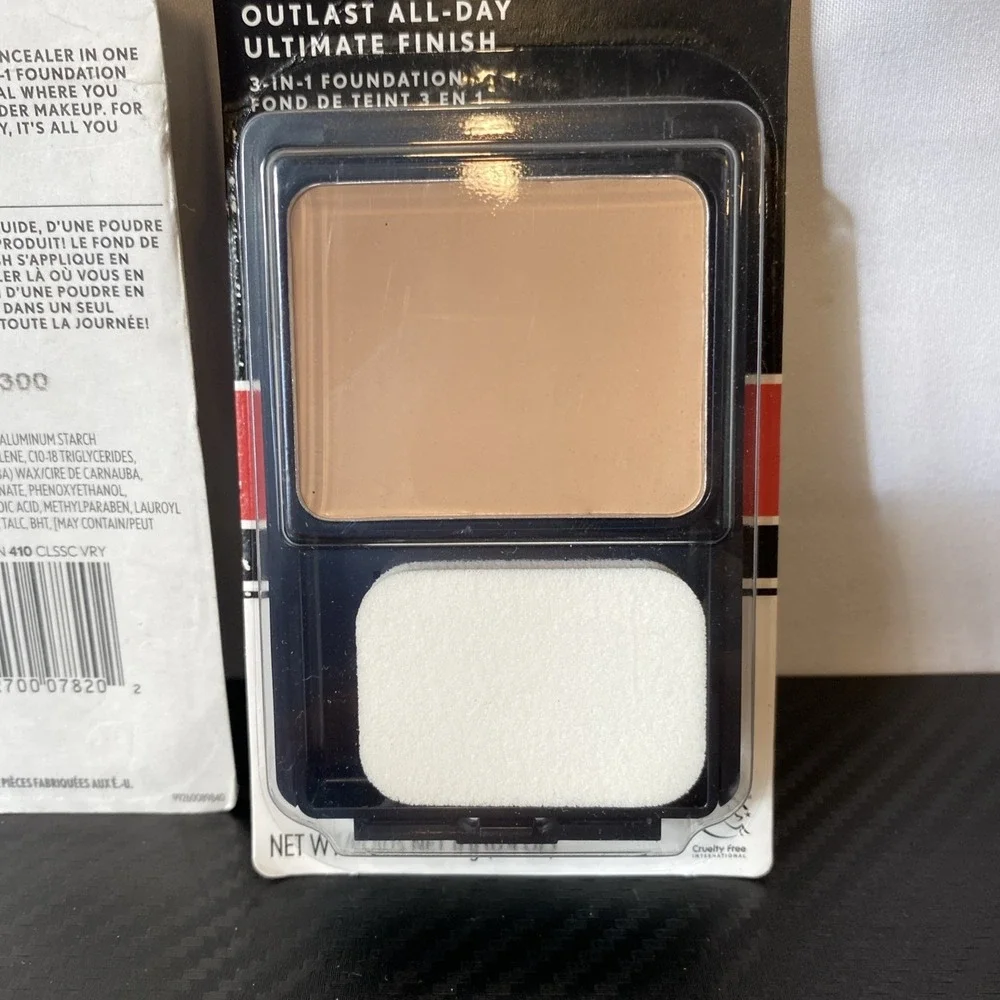 (2) COVERGIRL Outlast All-Day Ultimate Finish‎ Foundation, Classic Ivory (.4 Oz)